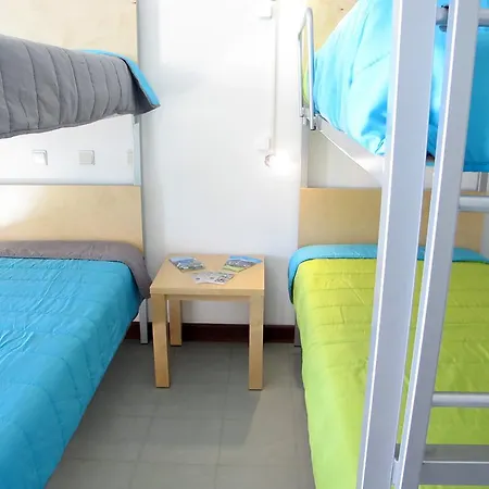 Hostal Azores Youth Hostels - Terceira *