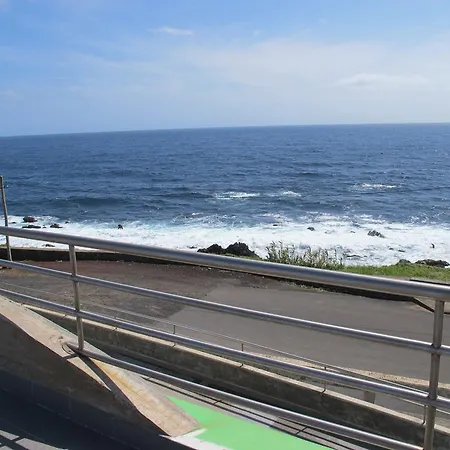 אכסניה Azores Youth Hostels - Terceira *