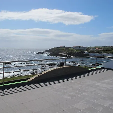 אכסניה Azores Youth Hostels - Terceira *