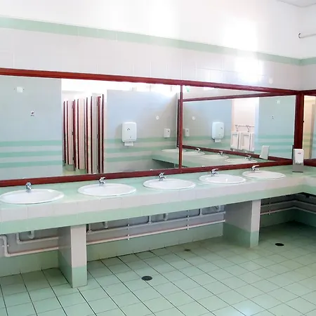Azores Youth Hostels - Terceira אכסניה