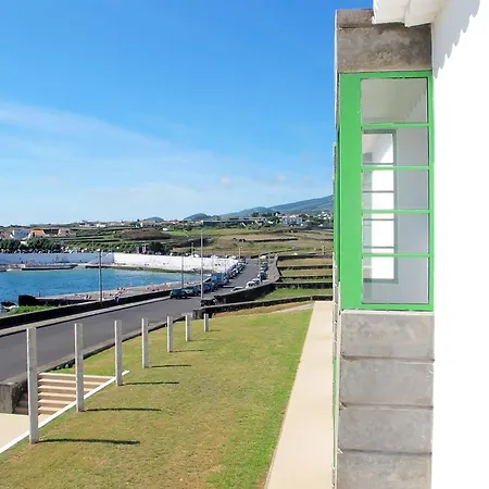 Azores Youth Hostels - Terceira אכסניה