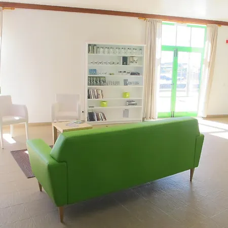 Azores Youth Hostels - Terceira אכסניה
